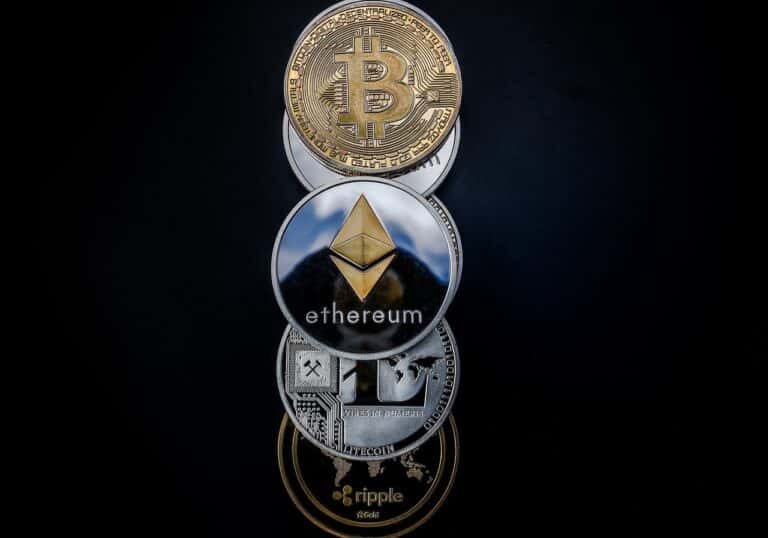 Altcoins vs Bitcoin: Unveiling the Future of Cryptocurrency Investments
